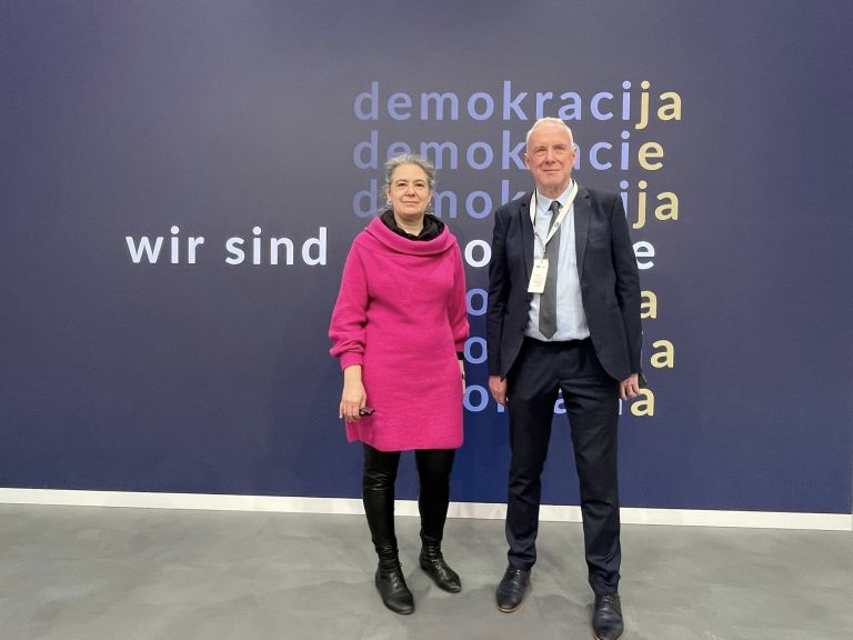 susanne-weitlaner, razstava, mi-smo-demokracija, avstrijski-parlament