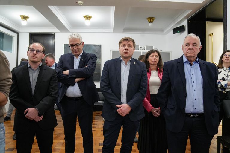 minimalna-placa, posvet