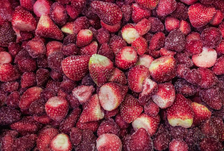 zamrznjene jagode-profimedia-1001208830.jpg