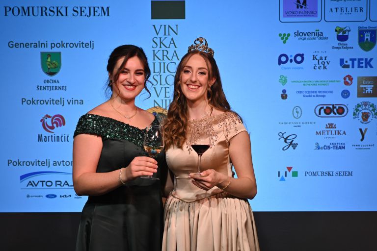 radenci, kronjanje-vinske-kraljice