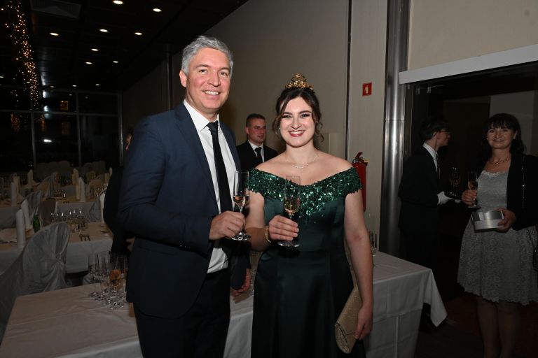 radenci, kronjanje-vinske-kraljice