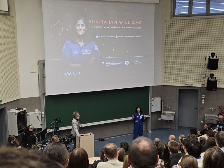 sunita-williams, oš-turnišče