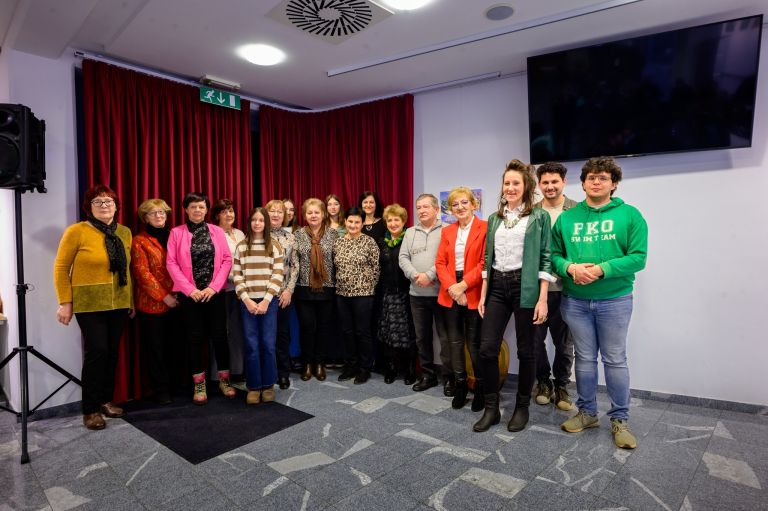 kc-semic, alkimija-skozi-barvo