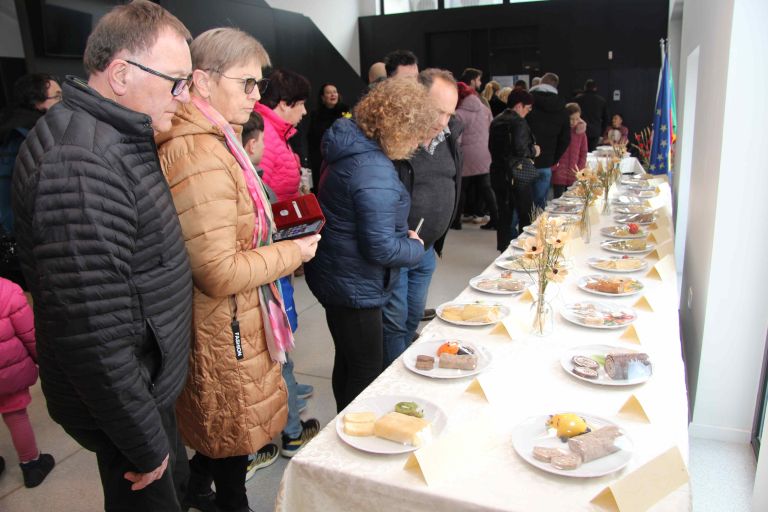 ocenjevanje-in-razstava-strukljev, dpz-mirna-pec