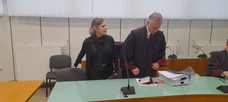 Tea Kotnik in odvetnik Andrej Kac