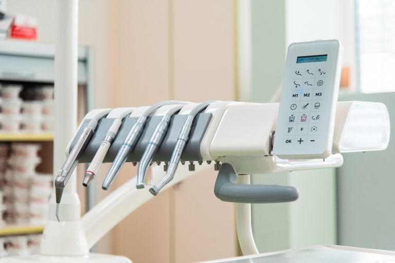 simbolična, zdravstveni-dom-gornja-radgona, ortodont, zobna-proteza, zobozdravnik, zobna-ambulanta