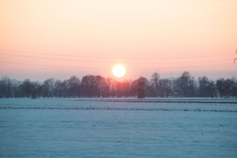 simbolična, sneg, zima, polje, njiva, sonce, sončni-zahod, sij