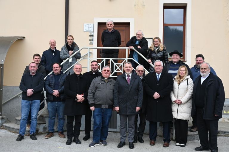 Srečanje z duhovniki 2026.JPG