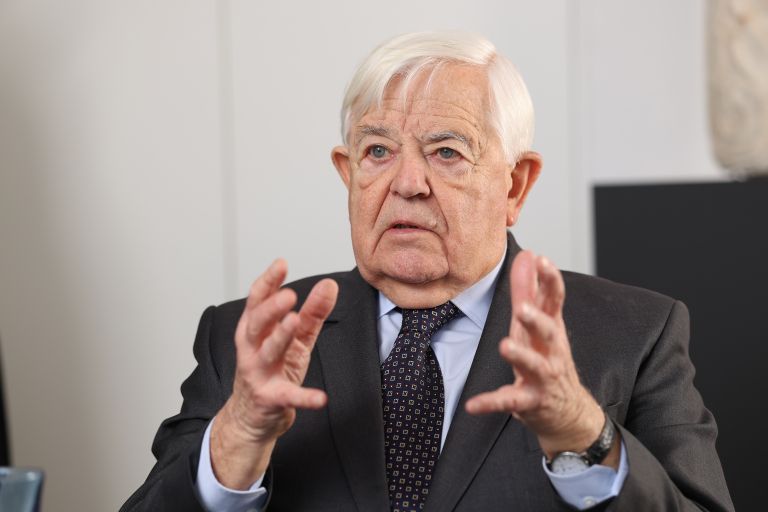 b I-milan kucan-pl005.JPG