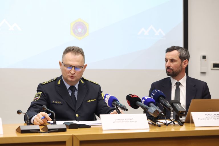 Damjan Petrič Peter Grum.jpg