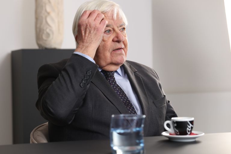 a I-milan kucan-pl015.JPG