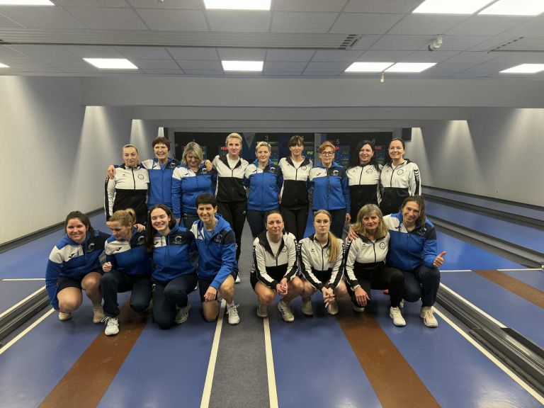 Belokranjke so izgubile v Kamniku.jpeg