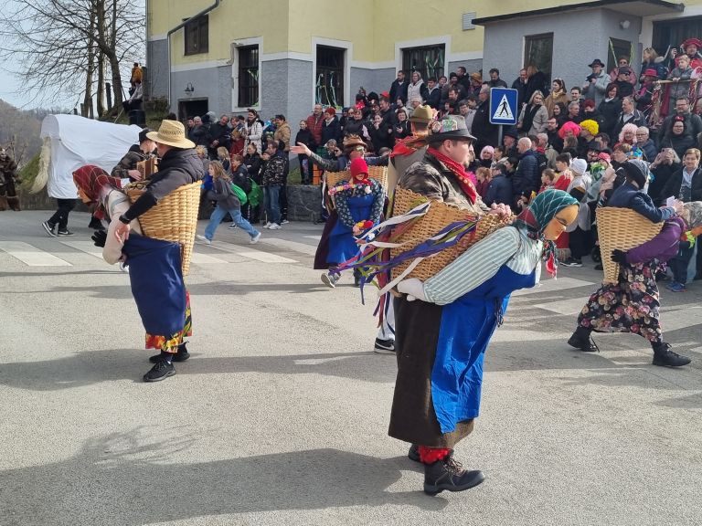 EK_pust cirkulane2.jpg