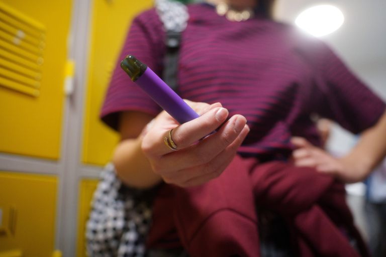 elektronska cigareta