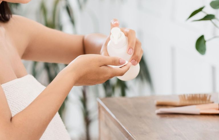 Čiščenje obraza, čistila