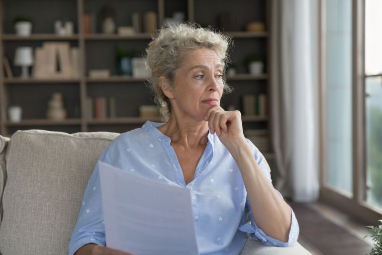 ženska se ne more odločiti