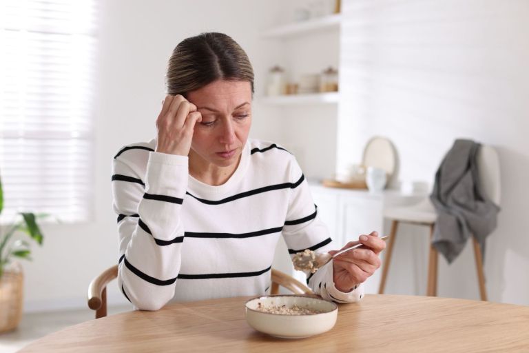 osamljena ženska je