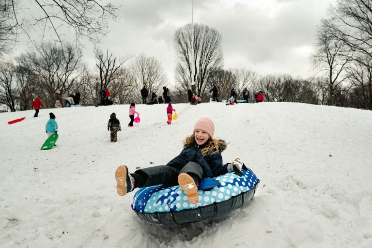 zima sneg otrok počitnice
