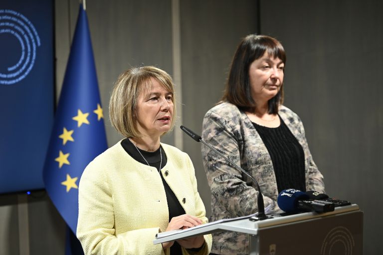 Alenka Jeraj in Alenka Helbl-SR.jpg