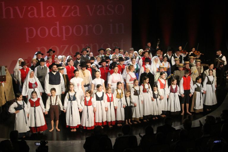 folklorna-skupina-kres