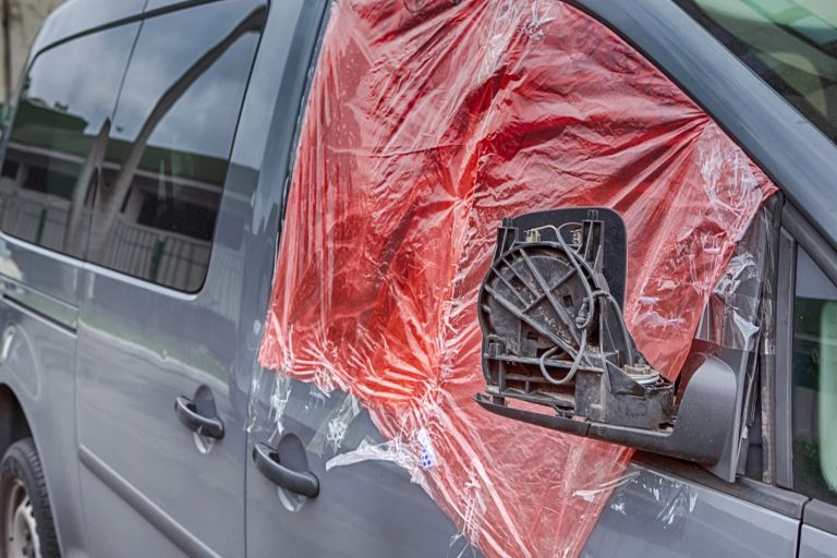 razbit-avto-poskodba