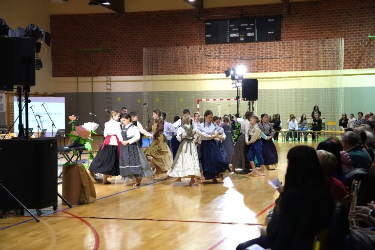 oš-apače, šolski-sklad, dobrodelni-dogodek