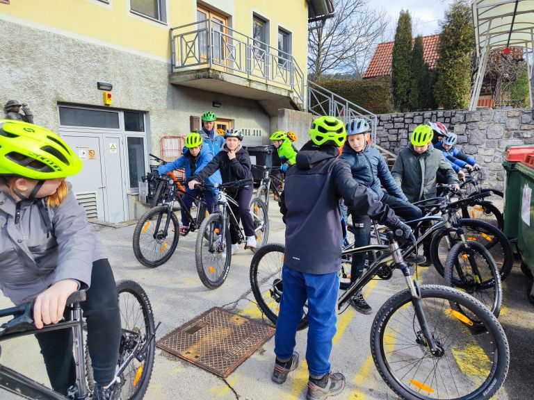 os-milana-majcna-sentjanz