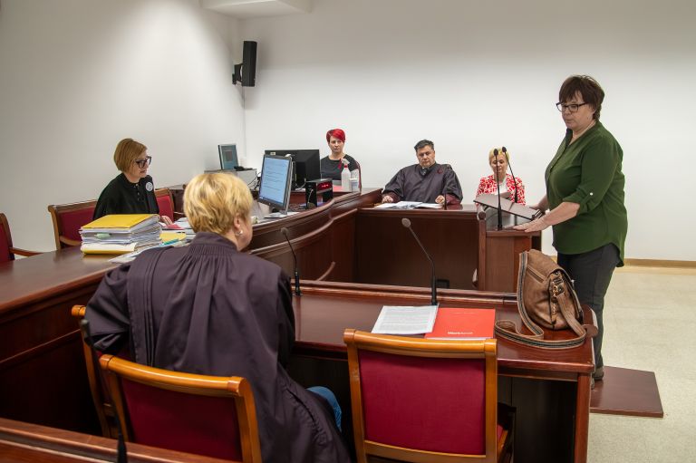 sodišče-pišk, suzana-lukovnjak, pišk, pokrajinska-in-študijska-knjižnica-murska-sobota