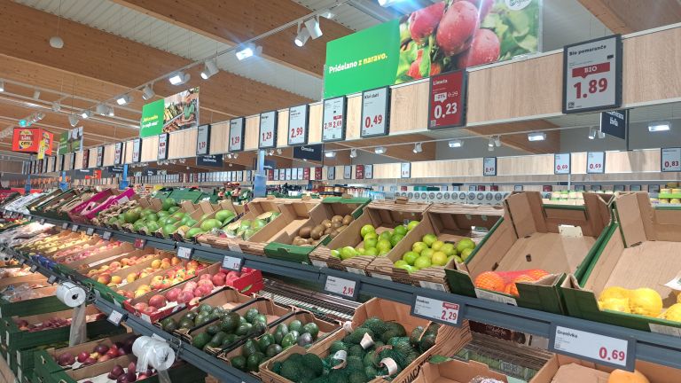 cena, rdeca, lidl