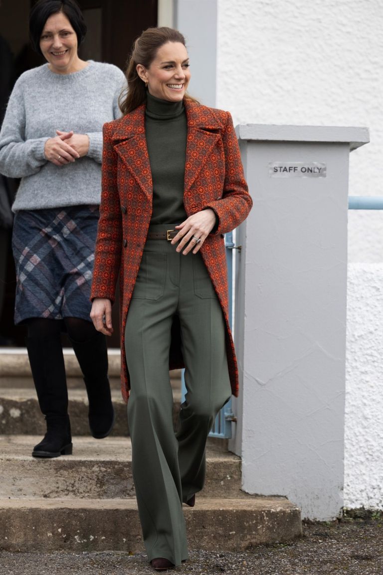 Kate Middleton, Wales, oranžna (4).jpg