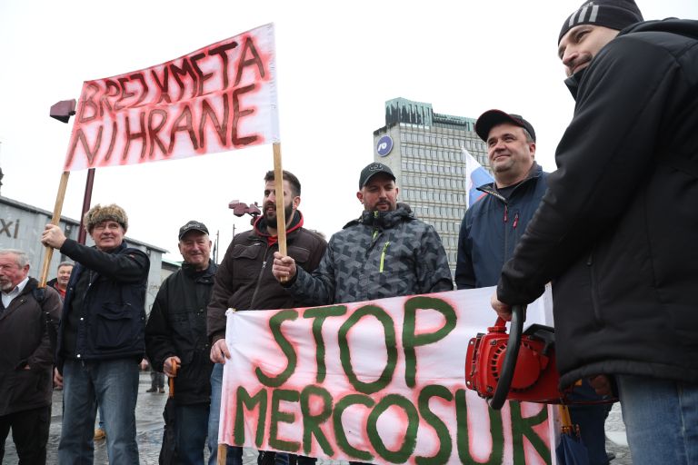 protest kmetov, 6.2.2026.JPG