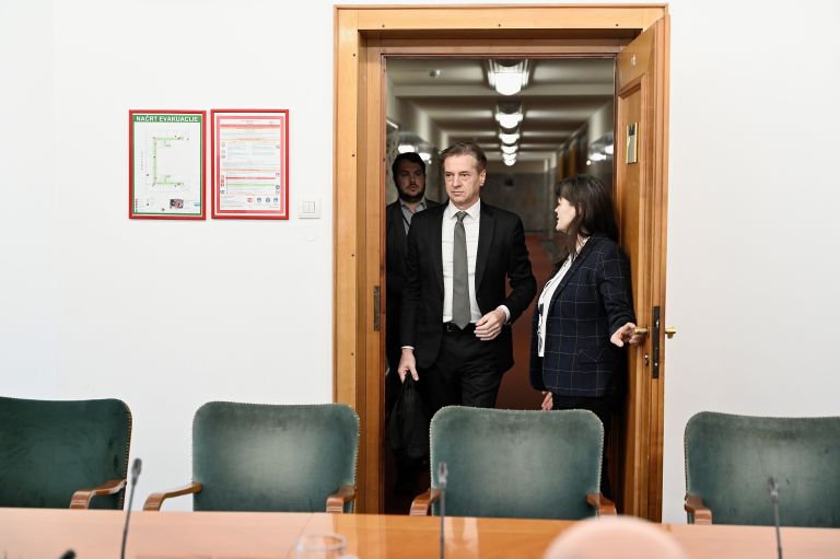 robert golob komisija dz kanal c0.jpg