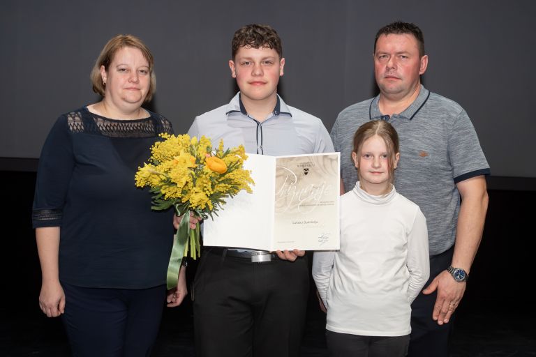 kulturni-praznik, slovesnost, moms, slovesnost-moms-ob-kulturnem-prazniku