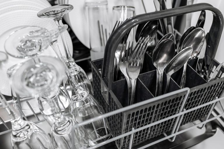 pomivalni-stroj, pribor