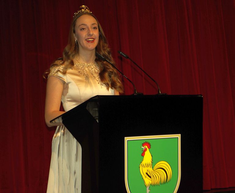 sentjernej-vinogradniki, nika-martincic, sprejem