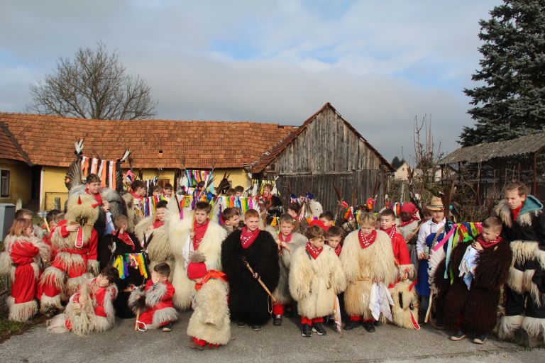 MZ Spuhlja otroska 2.JPG