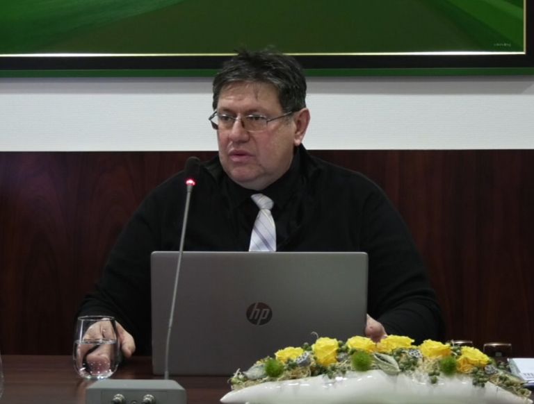 tisina, seja, obcinski-svet