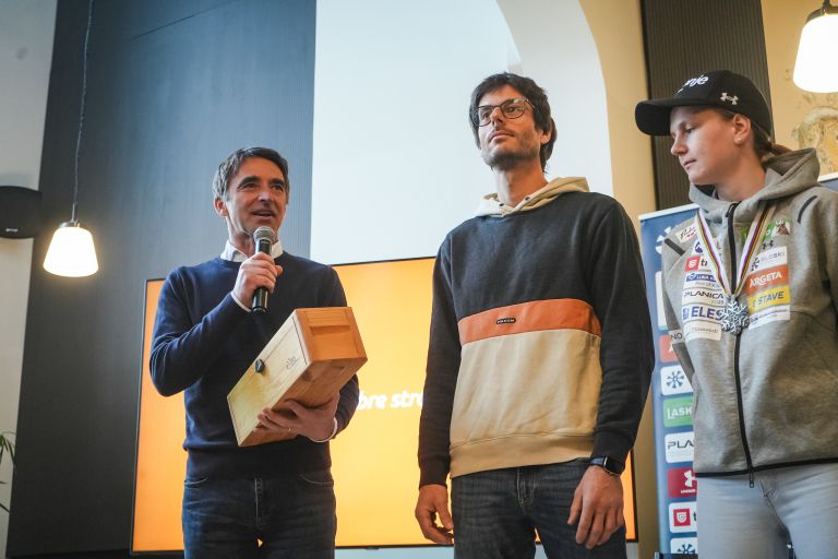 Franci Petek, Rok Benkovič, Ema Klinec