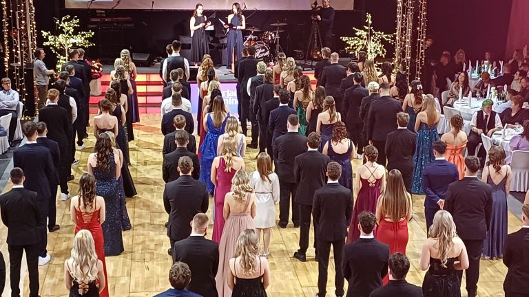 maturantski-ples, dss-lendava, februar-2026