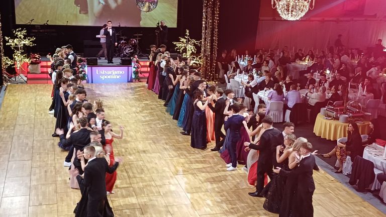 maturantski-ples, dss-lendava, februar-2026
