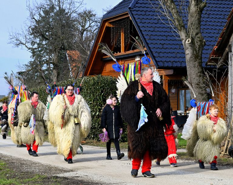 ktd-hudic-in-jezevka, mahovci, kurentovanje