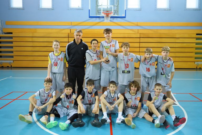 Košarka_MT_ml_učenci_OŠ Olge Meglič.JPG