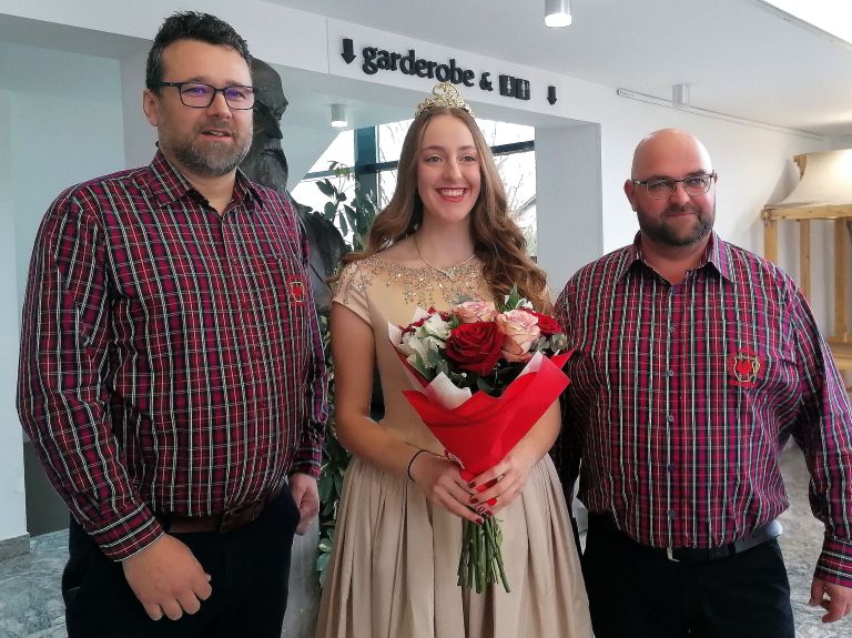 sentjernej-vinogradniki, nika-martincic, sprejem