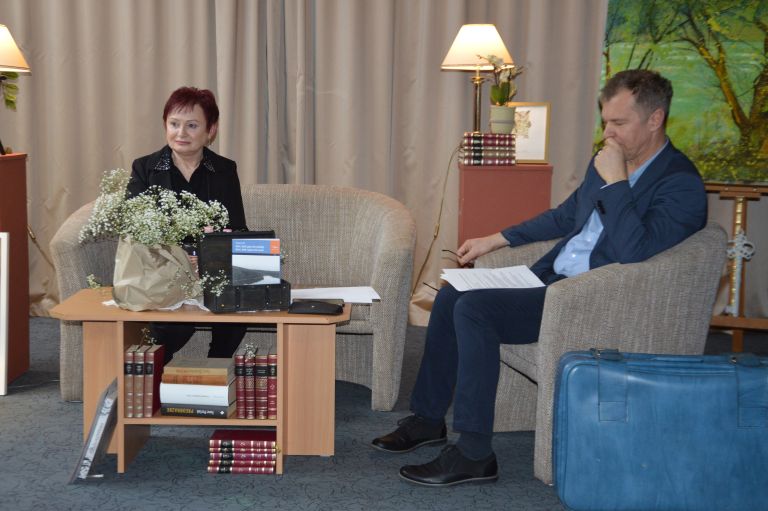 marijana-sukič, daleč-daleč-poje-mila-melodija, monošter, med-rabo-in-muro