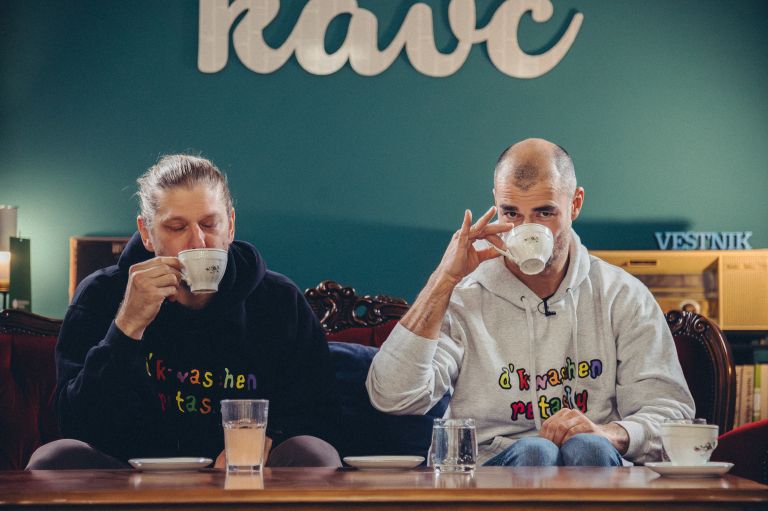 primož-dani, miran-camplin, d'kwaschen-retashy, kavč, podkast