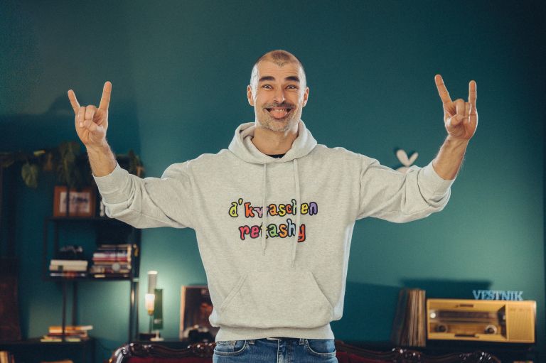 primož-dani, miran-camplin, d'kwaschen-retashy, kavč, podkast