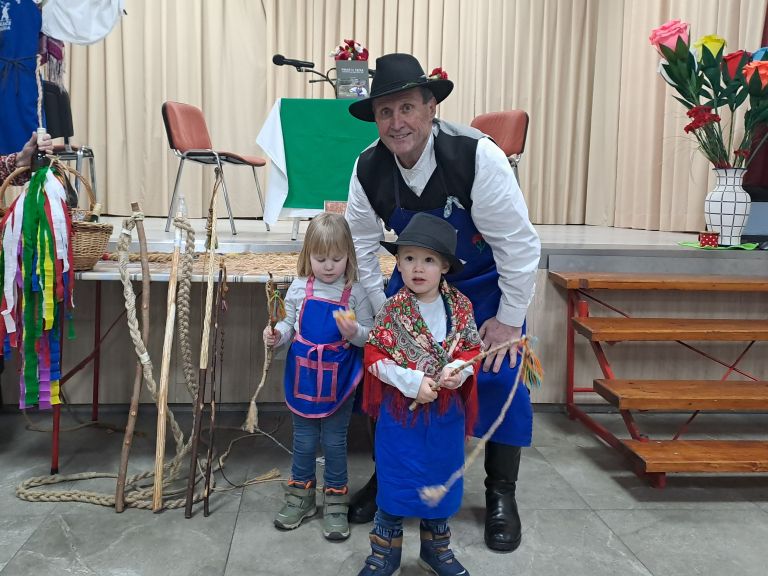 mv-pokač tržec.jpg