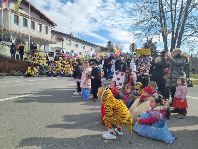 EK_povorka zavrc.jpg
