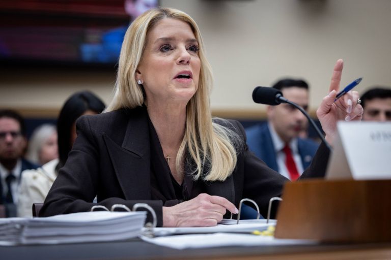 Pravosodna ministrica ZDA Pam Bondi