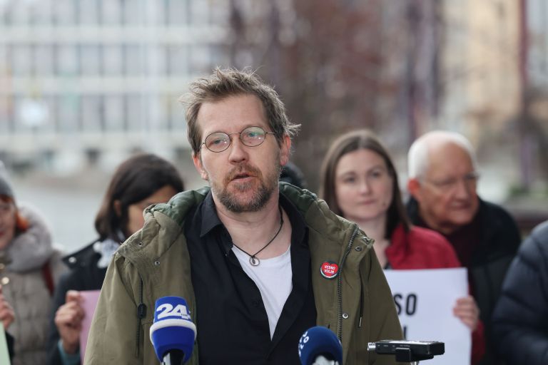 glas ljudstva zaveze strank.jpg